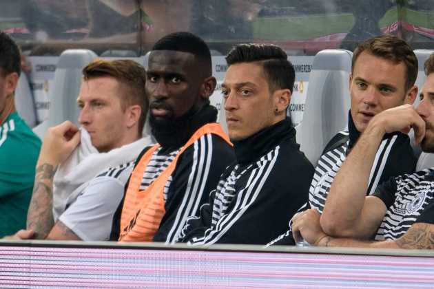 Ozil dan Neuer Dipastikan Perkuat Jerman Hadapi Meksiko
